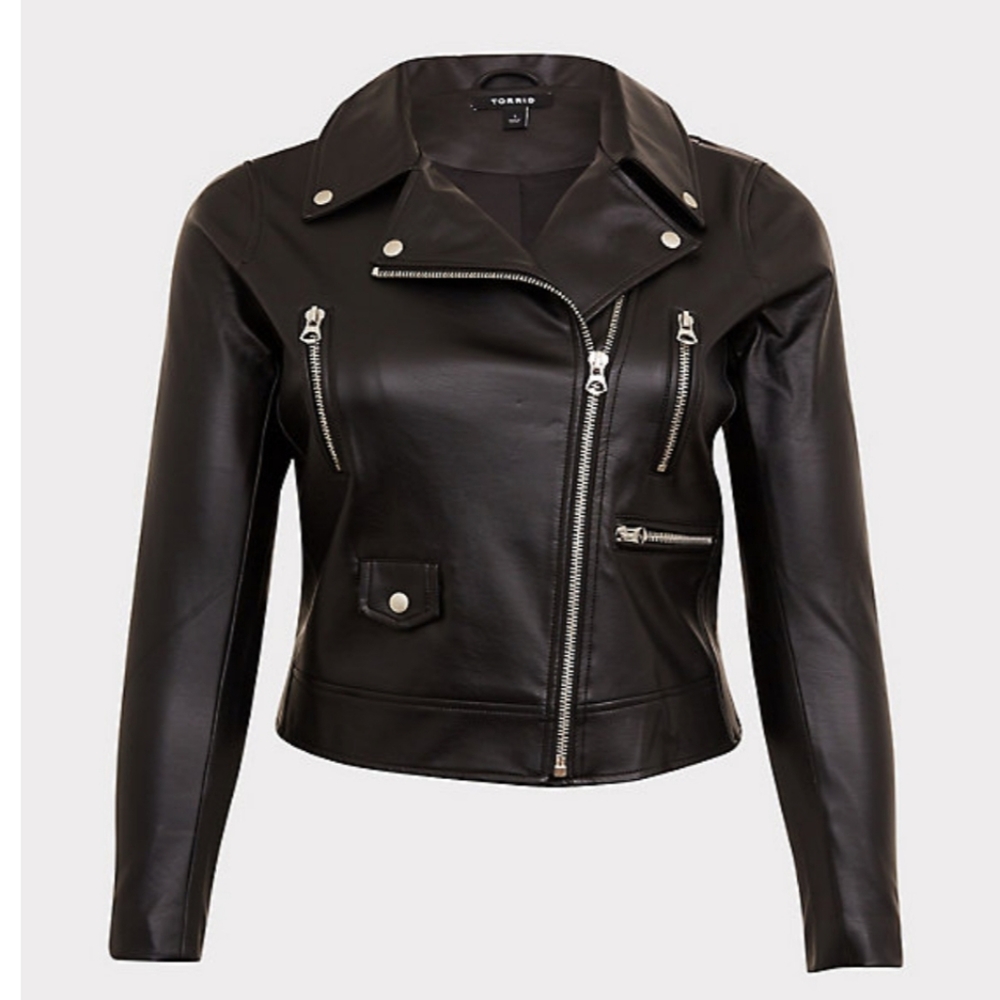 TORRID BLK FAUX LEATHER MOTO JACKET SIZE 2